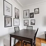 Montmartre Seveste II Beautiful 2Br Apartment