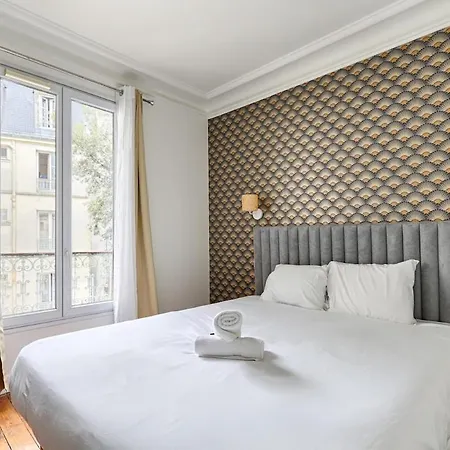 Montmartre Seveste Ii Beautiful 2br * Parigi