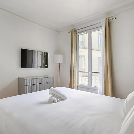 Appartamento Montmartre Seveste Ii Beautiful 2br Parigi